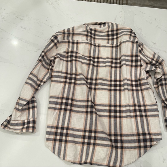 NWOT Old Navy “The Boyfriend” Plaid Button Down Shirt - Picture 14 of 15